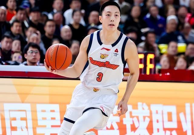 咪咕在线观看-广东大胜四川惊现两点:全明星票王7分4失误,胡明轩超越朱芳雨